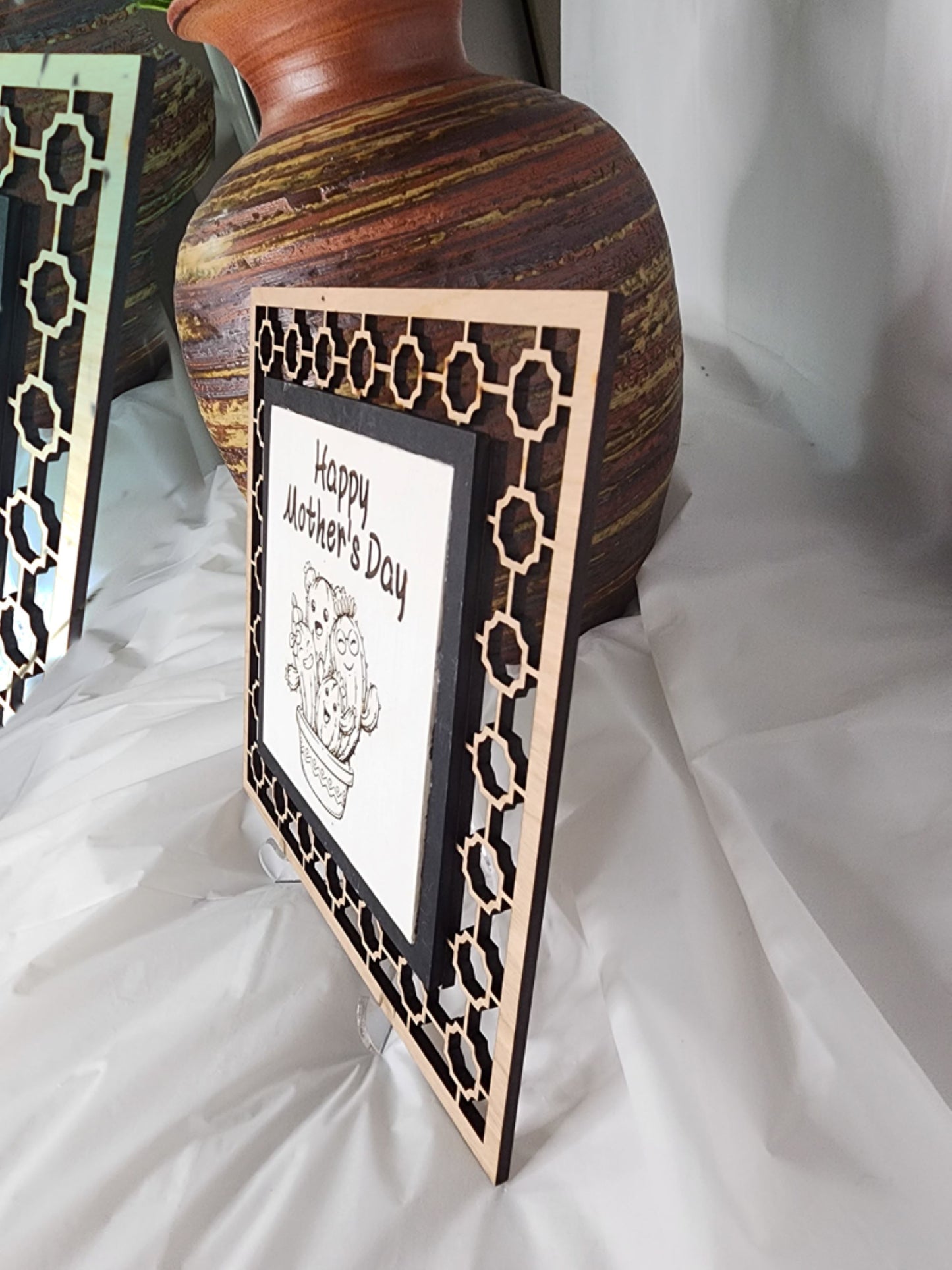 Single Interchangeable Frame - Diamond Design