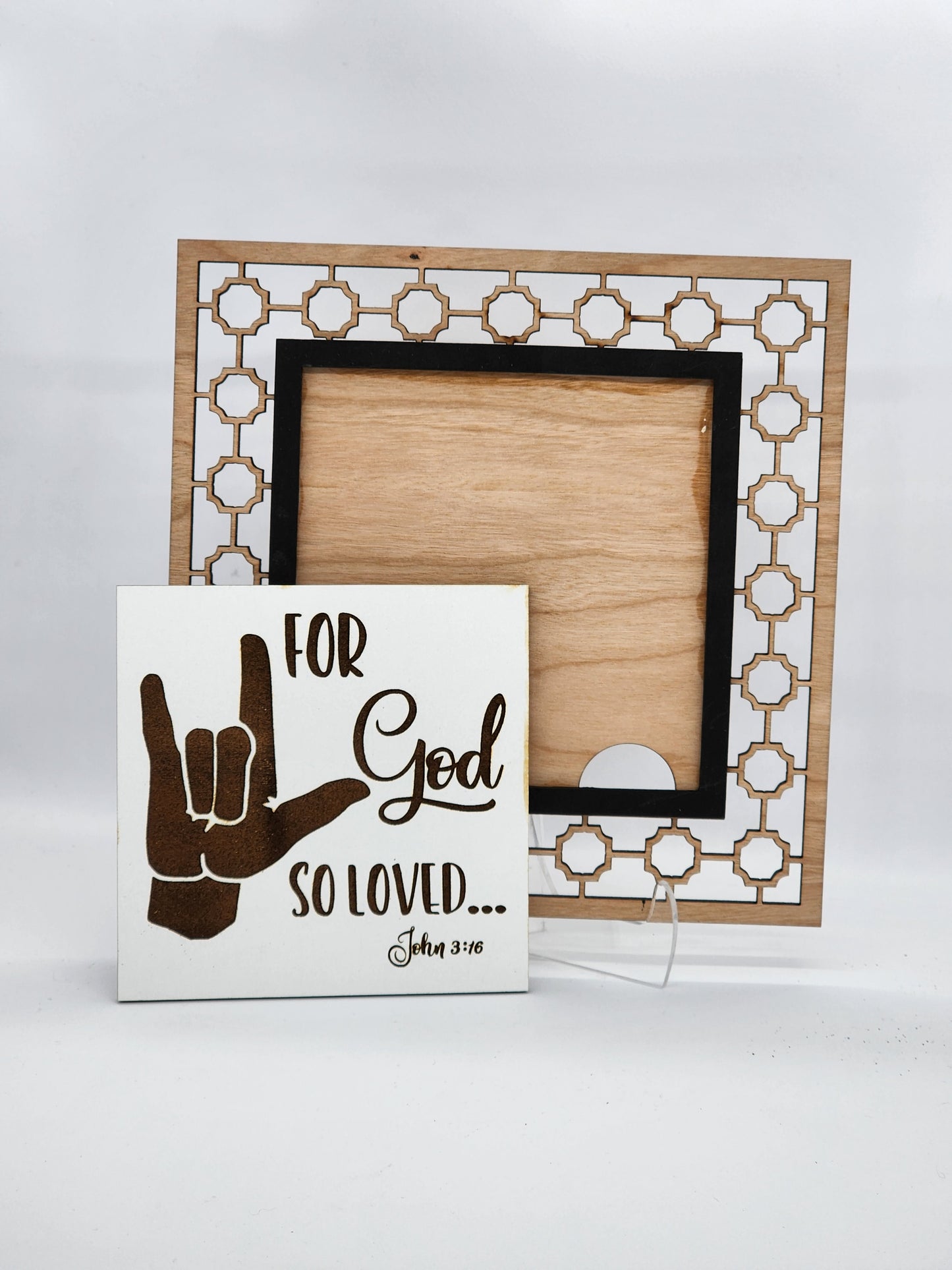 Interchangeable Insert - "For God so Loved..." in Sign Language